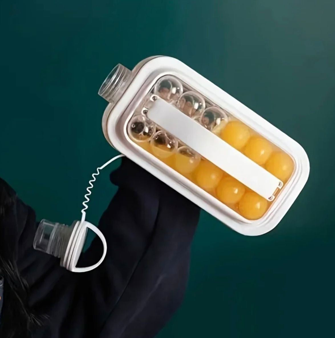 CasaDuzzle™ Ice Cube Making Bottle